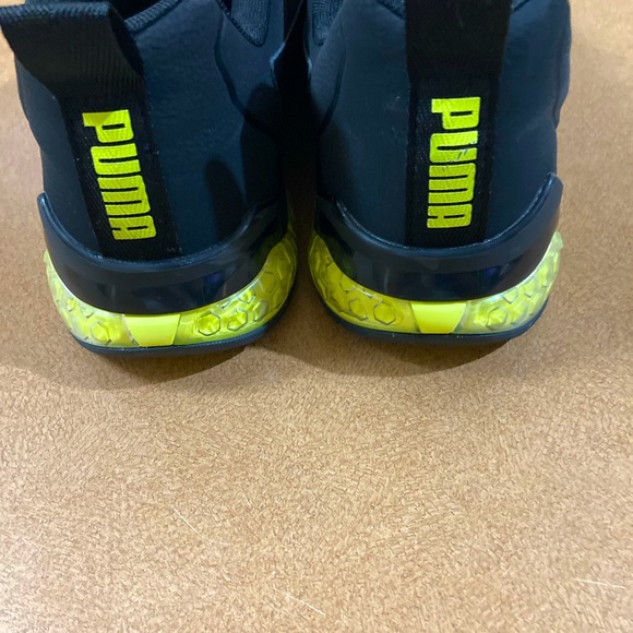 PUMA - Picture 5 of 6